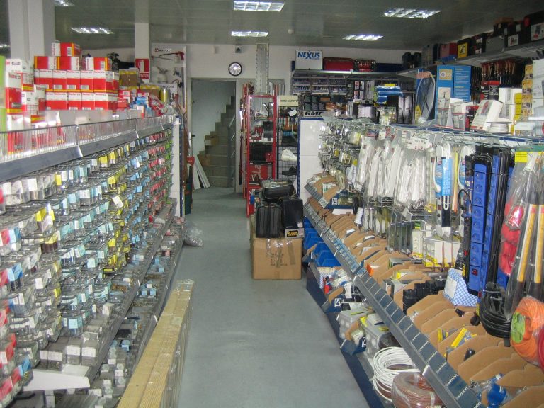 ferretería interior