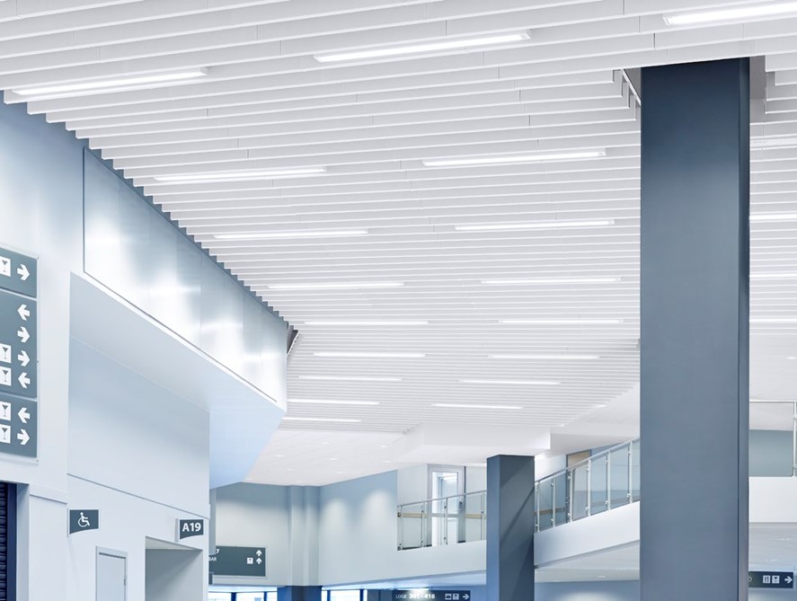 Tipos de materiales en techos decorativos desmontables