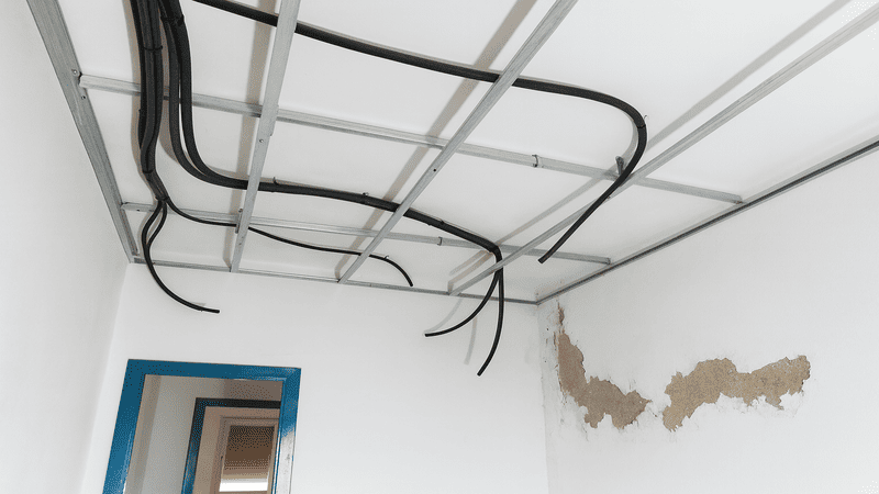 Tubo corrugado por montantes de pladur