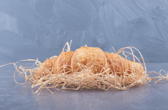 Lana de roca o fibra de vidrio